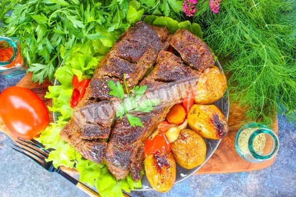 Косуля, запечена в духовці