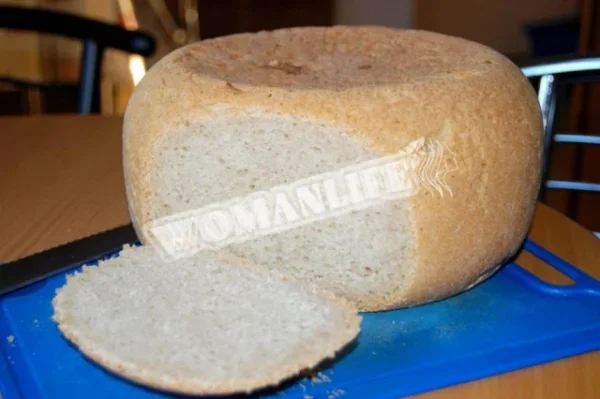 Пшеничний хліб в мультиварці