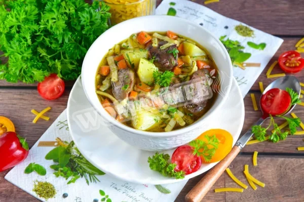 Суп з курячої печінки