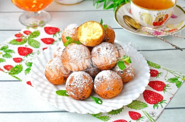 Смажені у фритюрі сирні кульки