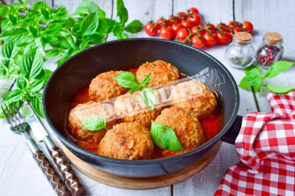 Тефтелі класичні на сковороді
