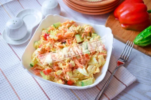 Салат з курячою грудкою і корейською морквою