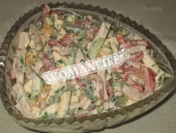 Салат Софія з копченим сиром