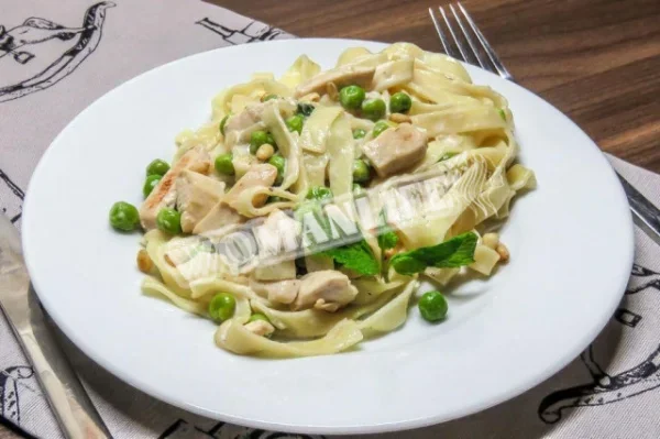 Тальятелле з куркою