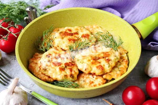 Курячу грудку шаткуємо