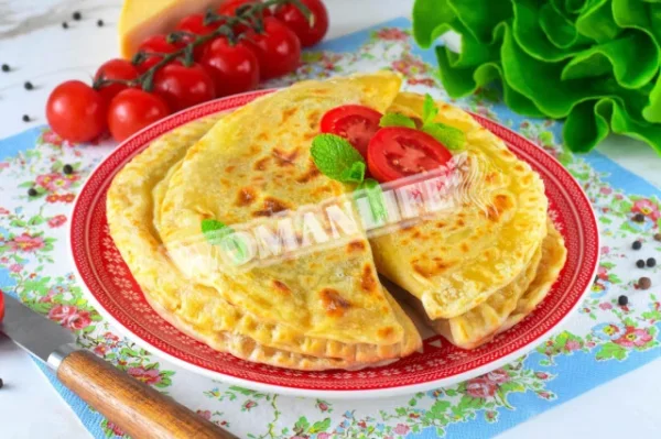 Кутаби з сиром на сковороді
