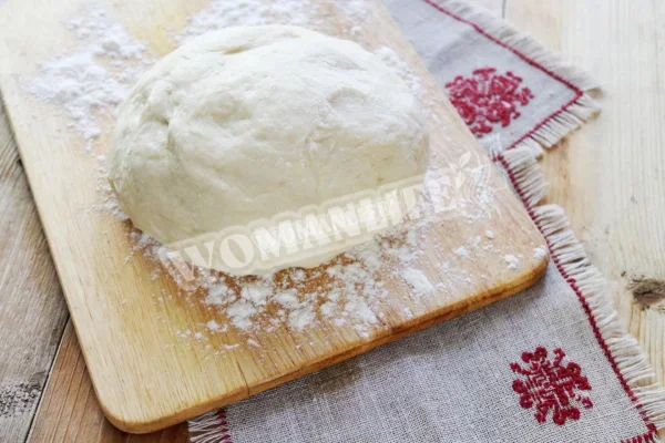 Тісто для пирога з м'ясом і картоплею
