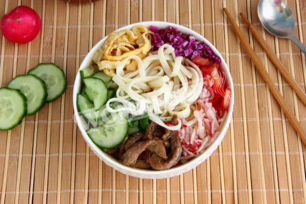 Куксі по-корейськи з м'ясом