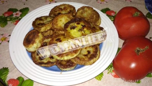 Кабачки в борошні