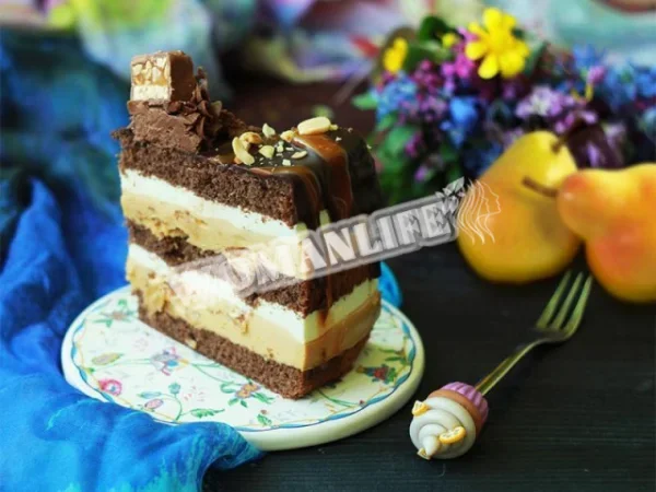Муссовий торт Снікерс
