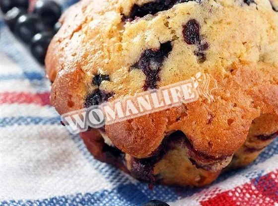 Чорничні молочні кекси з корицею
