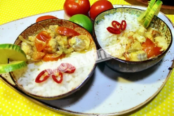 Риба каррі. Біла риба з кокосовим соусом каррі