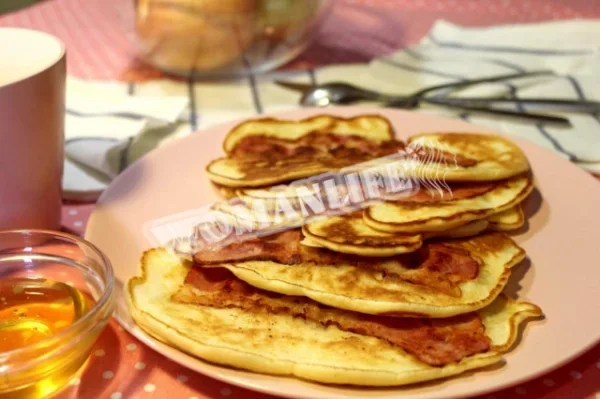 Млинці з беконом