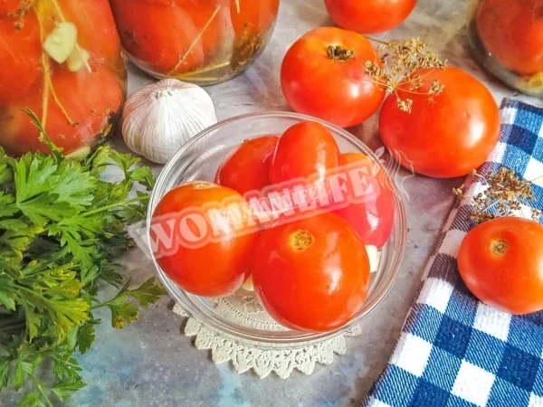 Мариновані помідори швидкого приготування