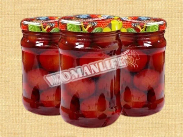 Мариновані сливи на зиму з м'ясом