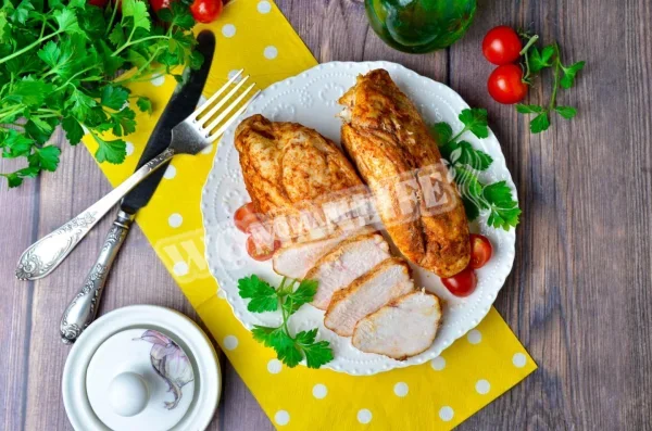 Куряче філе запечене в духовці