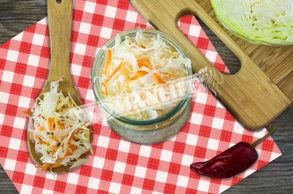 Смачна маринована капуста на зиму з оцтом