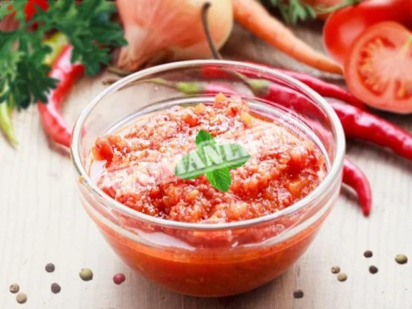 Аджика з хроном і яблуками