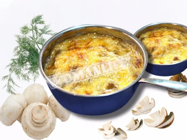 Класичний жульєн в сметанному соусі