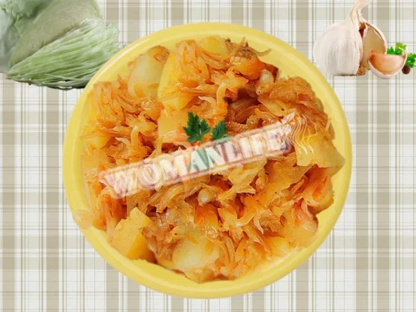 Картопля і капуста в мультиварці, тушковані з помідорами