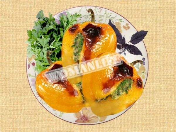 Перець, фарширований капустою, запечений в духовці