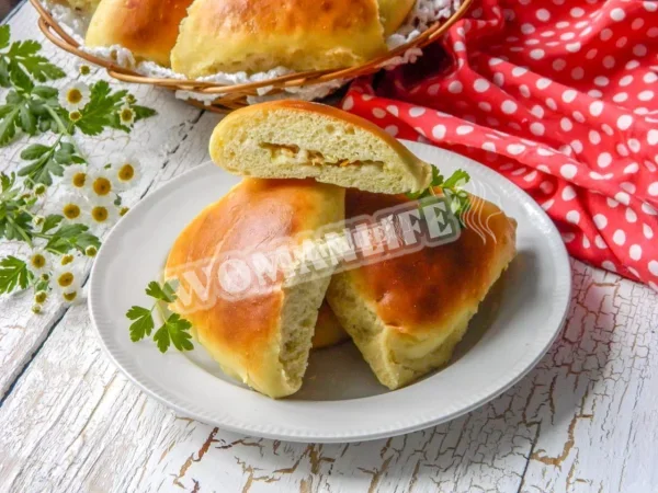 Пиріжки на воді в духовці з капустою