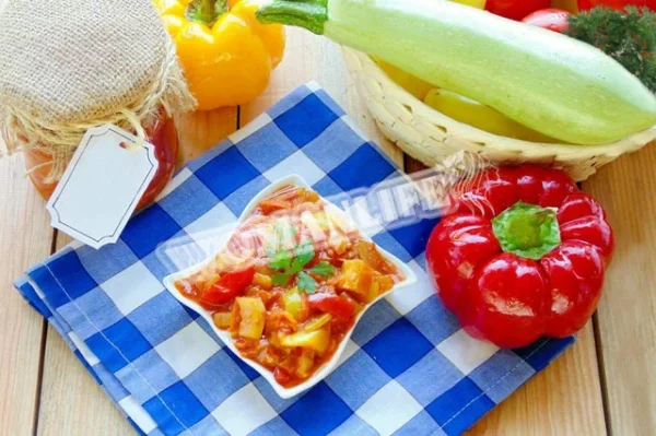 Анкл Бенс з томатною пастою
