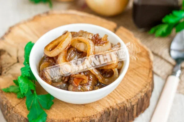 Карамелізована цибуля