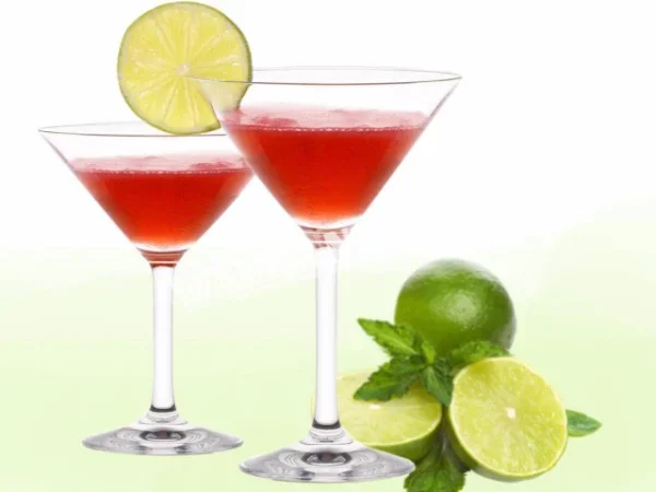 Коктейль Cosmopolitan з лікером Cointreau