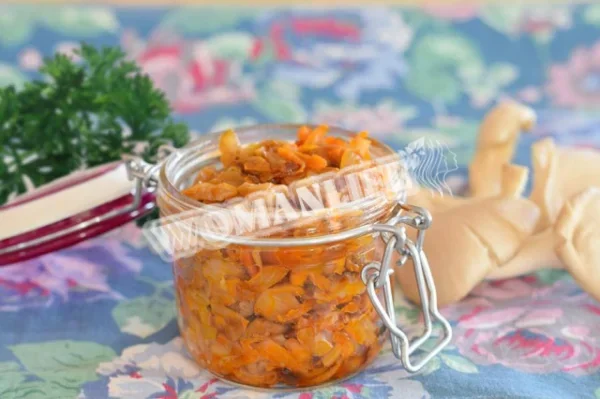 Солянка – ласощі на зиму пальчики оближеш.