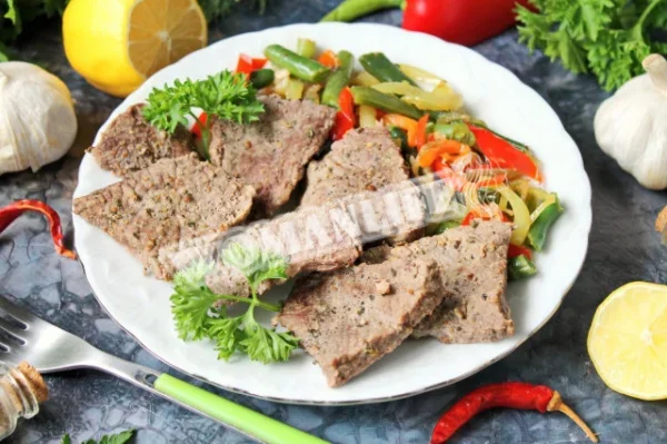 Яловичина на пару в мультиварці