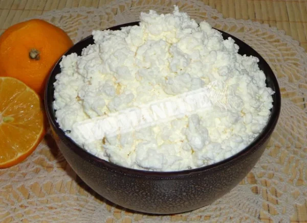 Сир з лимоном