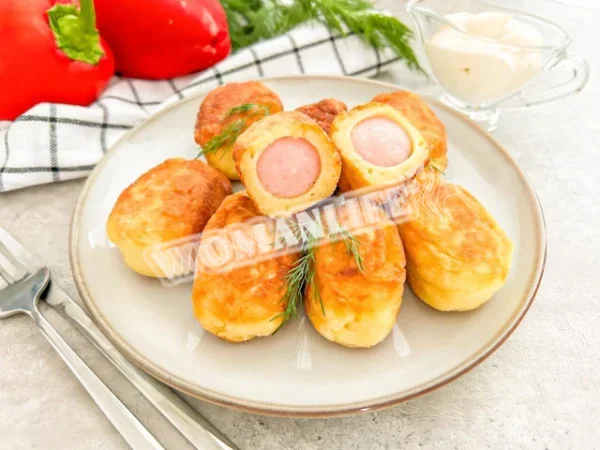 Ковбаска в тісті з картоплею