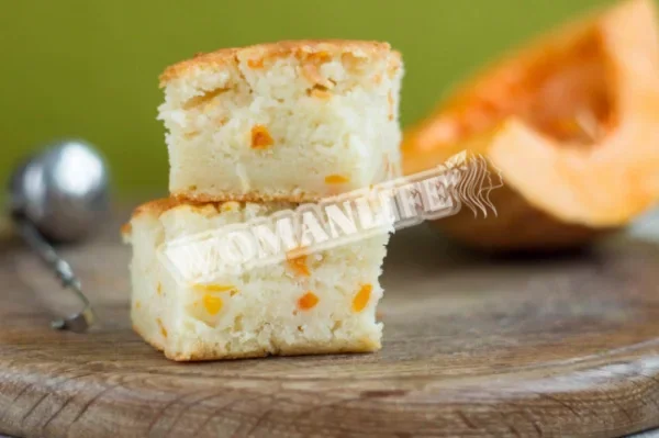 Манник на вершковому маслі та кефірі з шматочками гарбуза