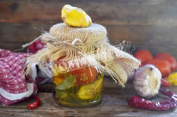 Кабачок з помідорами асорті на зиму