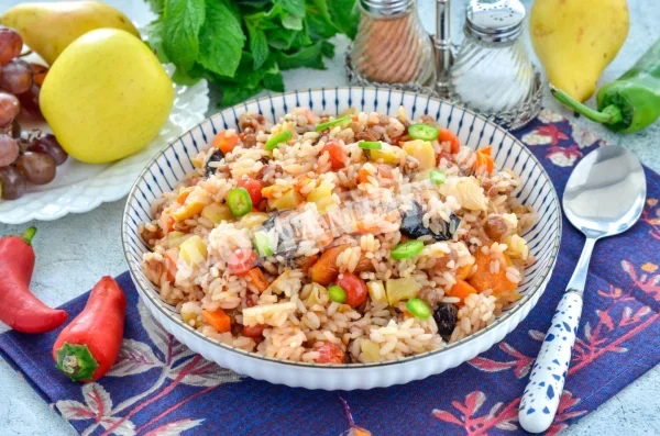 Рис із сухофруктами