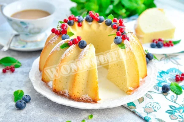 Манник на кефірі без яєць