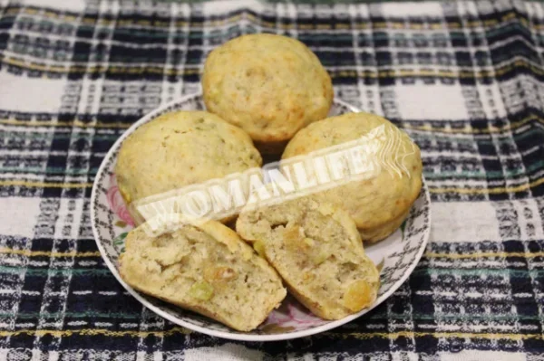 Пісне печиво з бананами та родзинками