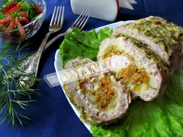 М'ясний рулет з овочами