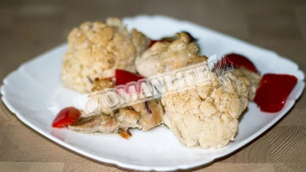 Проста курка в духовці з овочами