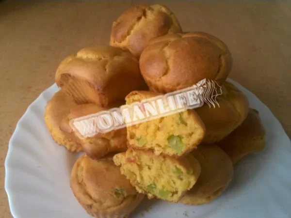 Кукурудзяні кекси з цукатами