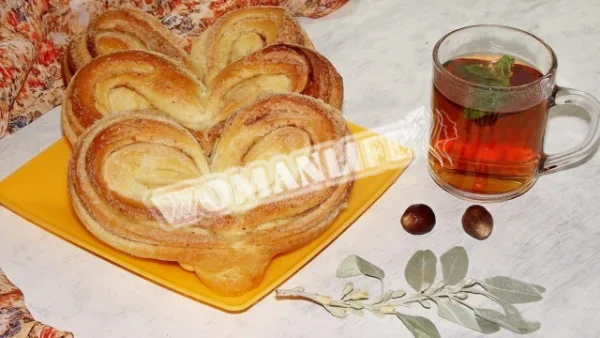 Булочки сердечка з цукром