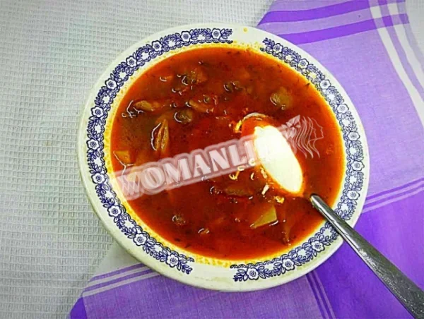 Суп з грибами і квасолею