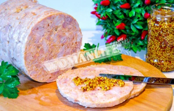 Куряча шинка в шинковарці