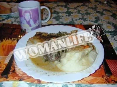 Заєць під часниковим соусом