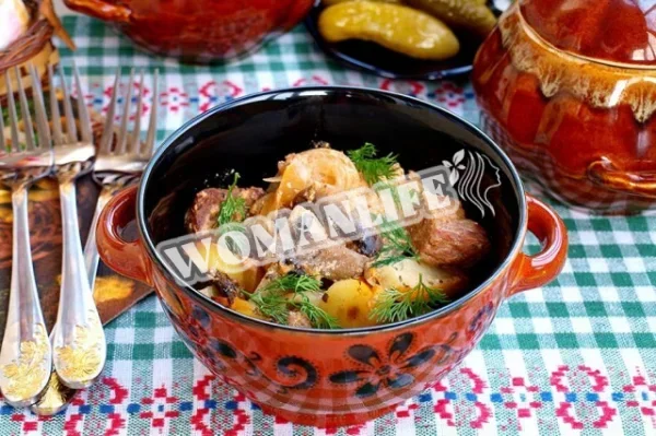 Яловичина з грибами в горщиках