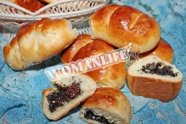 Булочки маковники з маком і корицею