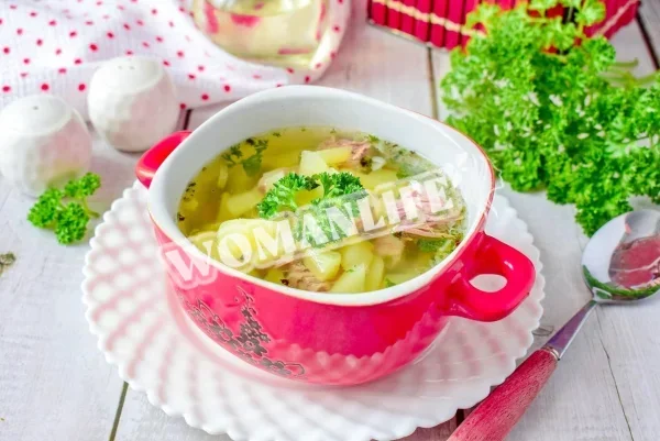 Класичний яловичий суп з картоплею