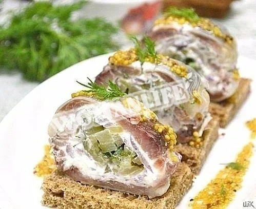 Закуска з оселедця з вершковим сиром