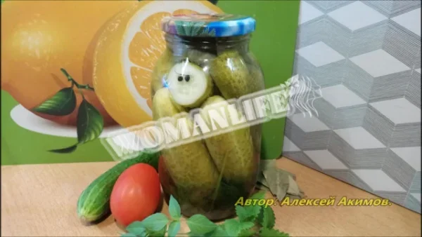 Огірки оближеш з петрушкою в маринаді на зиму